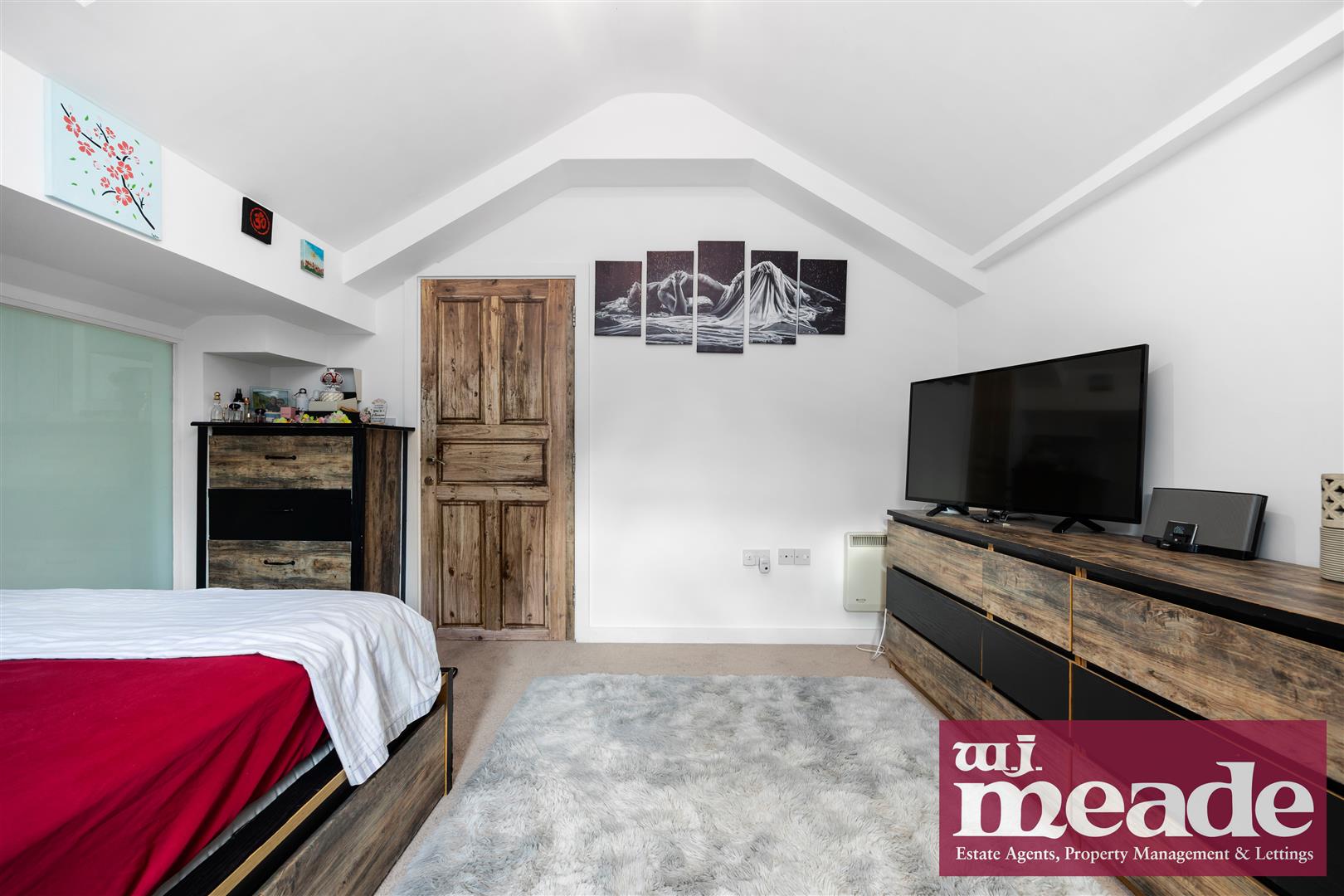 The Renovation, Woolwich Manor Way